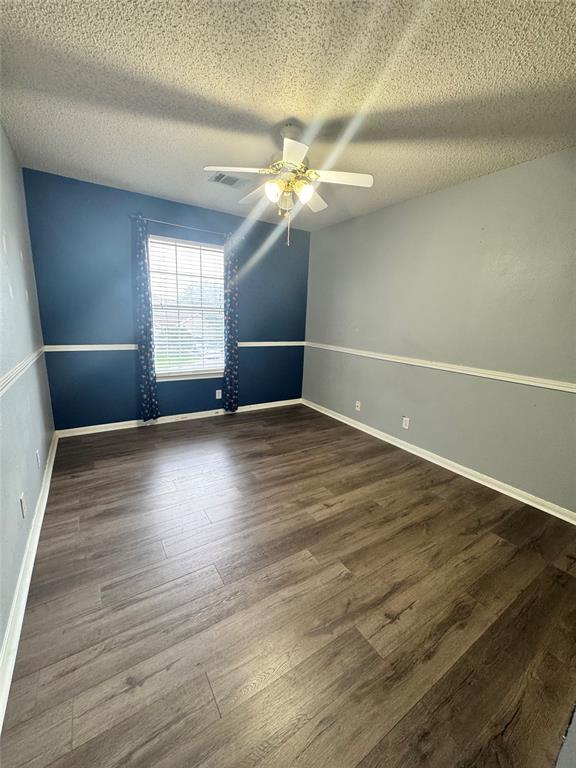 Building Photo - 1616 War Horse Ln