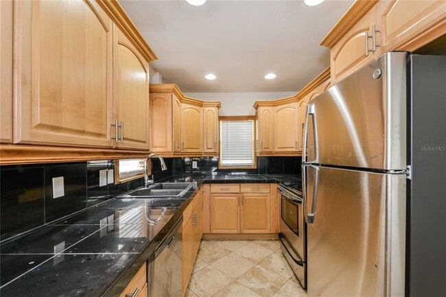 Building Photo - 2429 Apache St