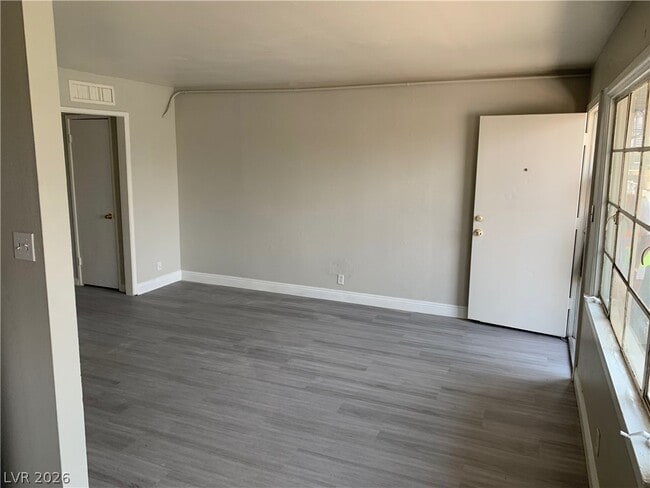 Building Photo - 230 W Boston Ave