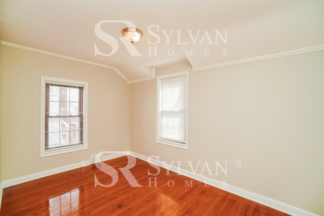 Building Photo - The Lifestyle You Deserve.