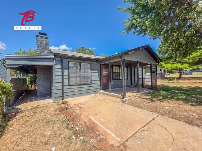Building Photo - Charming and Newly Renovated 4-Bedroom Hom...