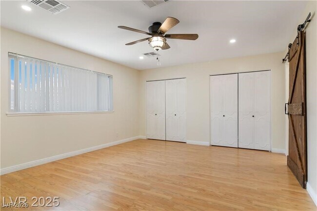 Building Photo - 7213 Lakeland Ct