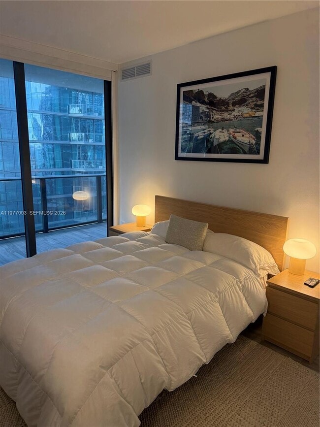 Building Photo - 801 S Miami Ave