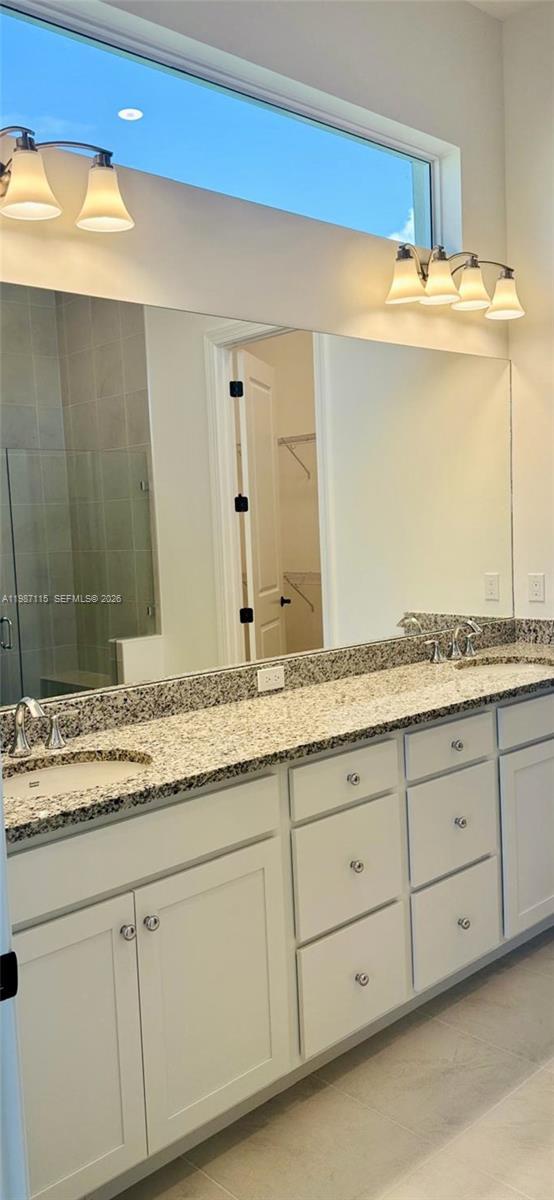 Building Photo - 5243 Rivo Alto Cir