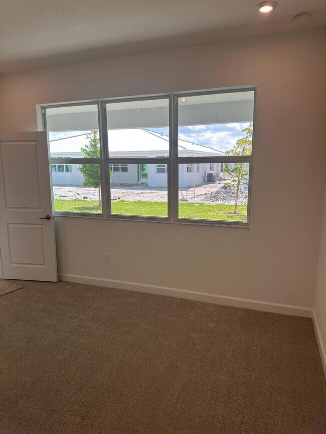 Building Photo - 12167 SW Viridian Blvd