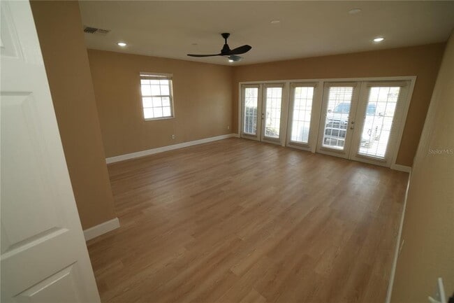 Building Photo - 205 Indian Point Cir