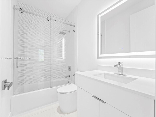 Building Photo - 17902 SW 149th Ct