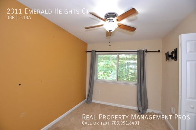 Building Photo - 2311 Emerald Heights Ct