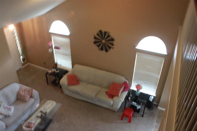 Building Photo - 3769 Castle Rock Dr