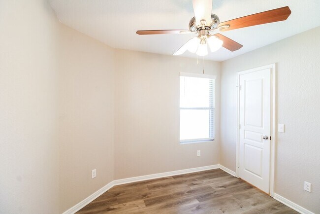 Building Photo - 12302 Skyview Amber Ct