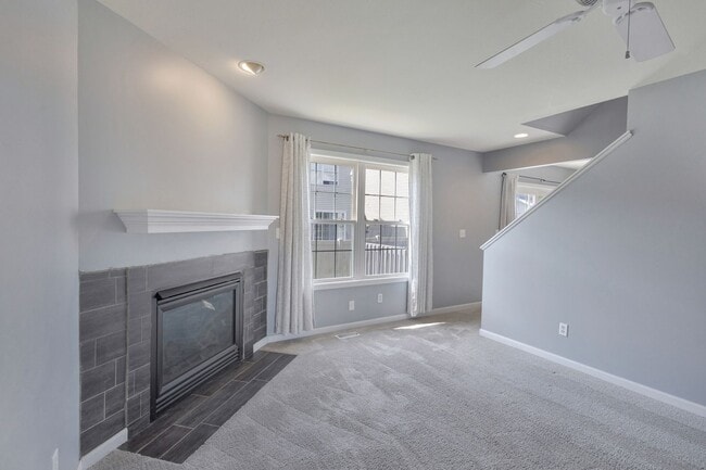 Building Photo - Turnberry Ridge – 3 Bedroom, 2.5 Bath Zero-Lot Home with 2-Car Garage
