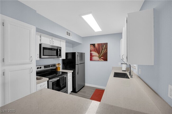 Building Photo - 6650 W Warm Springs Rd