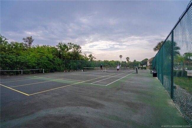 Building Photo - 2370 NE Ocean Blvd