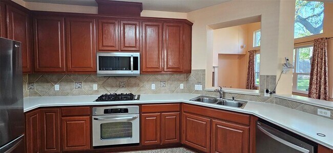 Building Photo - 9540 Aire Libre Dr