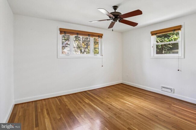 Building Photo - 4406 Rosedale Ave