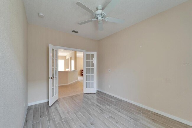 Building Photo - 1013 Emerald Dunes Dr