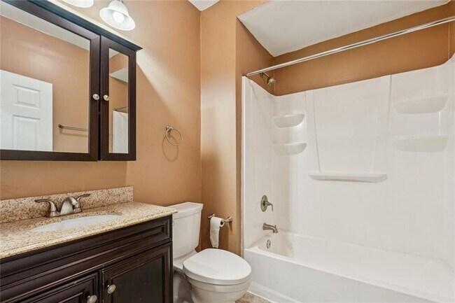 Building Photo - 410 After Glow Smt