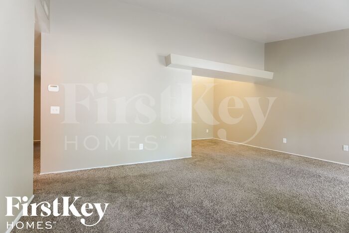 Building Photo - 3060 Blackwood Dr