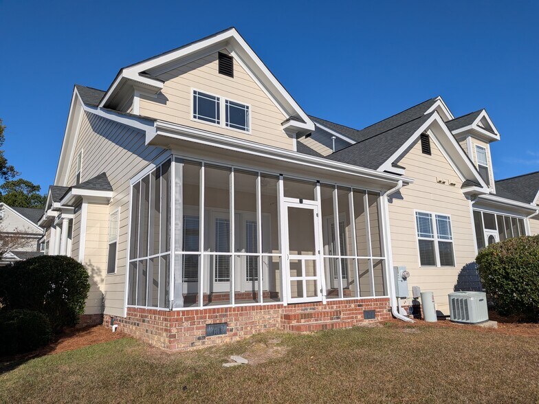 Building Photo - 927 Kensington Park Rd