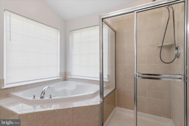 Building Photo - 21824 Ladyslipper Sq