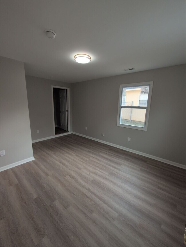 Building Photo - 3210 Delia Ln NW