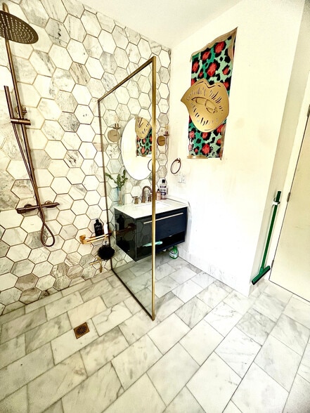 newly renovated bathroom - 1051 NW 25th Ave