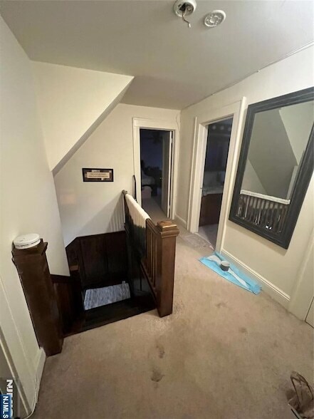 Building Photo - 26 Wayne St