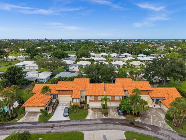 Building Photo - 804 Sorrento Pl