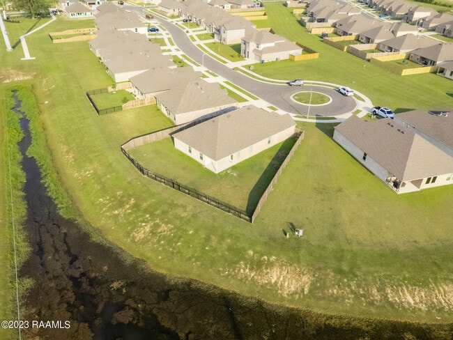 Building Photo - 101 Eagle Lk Dr