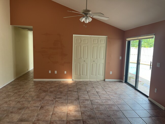 Building Photo - 5457 Eagle Lake Dr