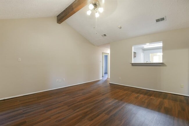 Building Photo - 16959 Nicole Ln
