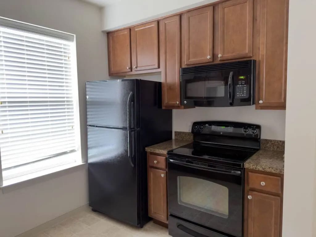 Building Photo - 2038 Shady Oak Dr