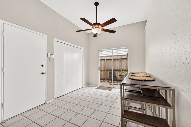 Building Photo - 5814 N Magazine Cir