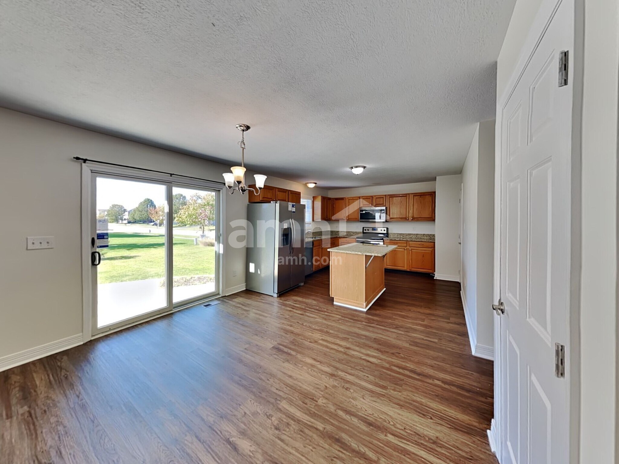 Building Photo - 302 Triple Crown Way