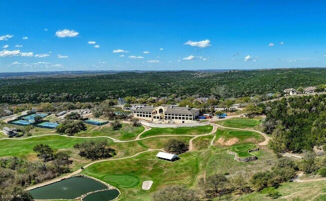 Building Photo - 5201 Kite Tail Dr