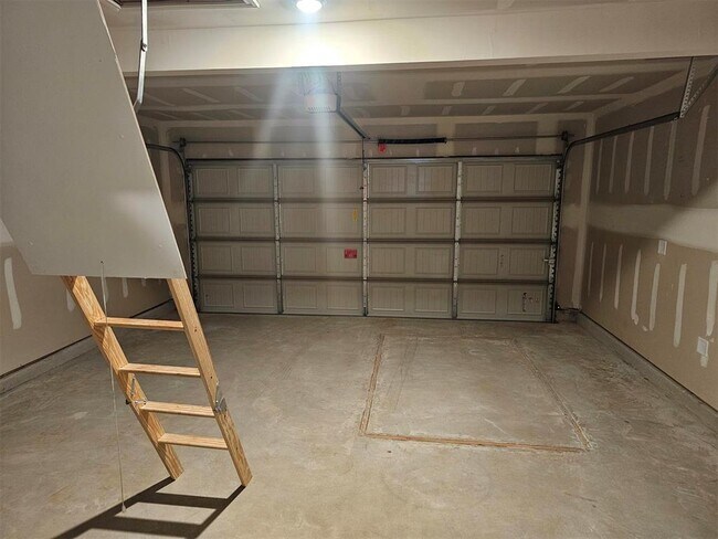 Building Photo - 1824 Rock Elm Dr