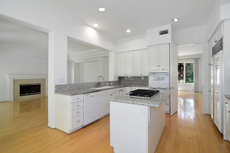 Building Photo - 25339 Prado De Los Arboles