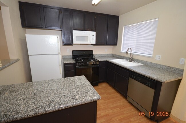 Building Photo - 6713 Reggie Cir