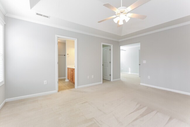 Building Photo - 23 Kirkshire Ln