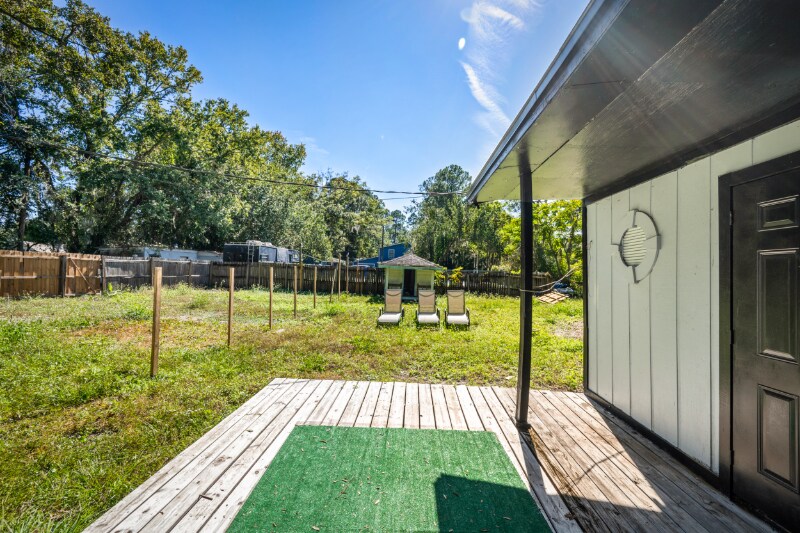 Building Photo - 304 Bernard Rd