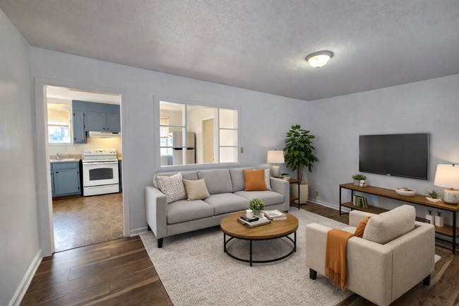 Building Photo - Charming 3 Bedroom 1 Bathroom Brick Home