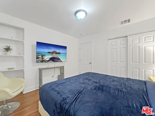 Building Photo - 10328 Firmona Ave