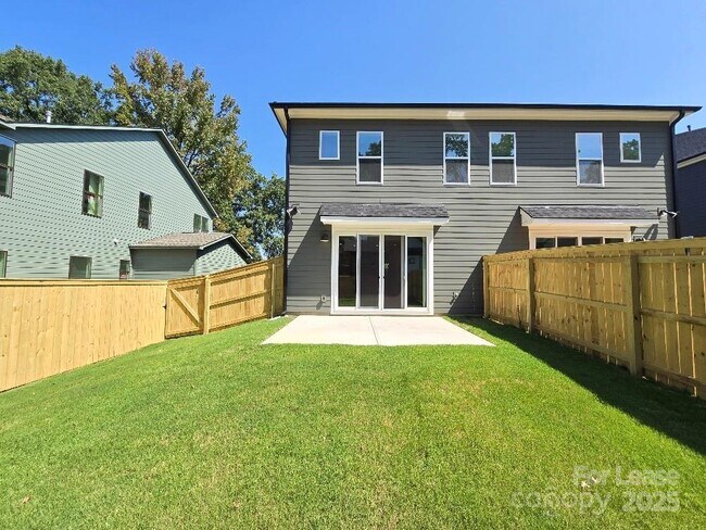 Building Photo - 511 Bowman Rd