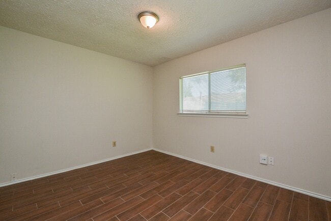 Building Photo - 6206 Bryant Pond Dr