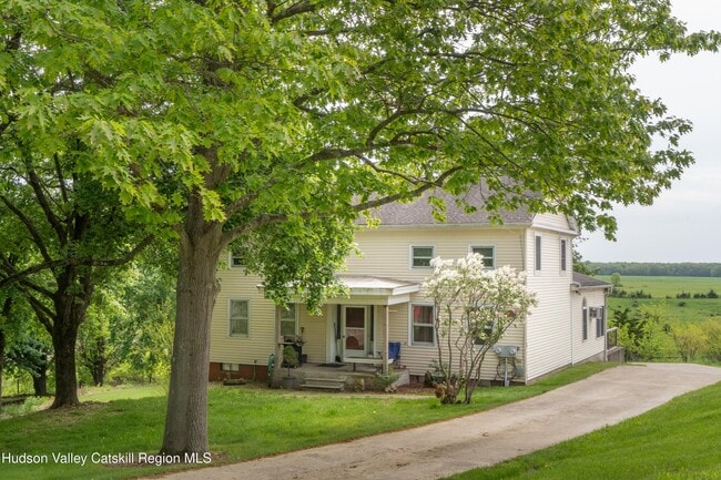 Primary Photo - 41 Schroeder Rd