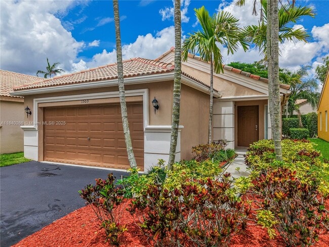 Building Photo - 1509 Canary Island Dr