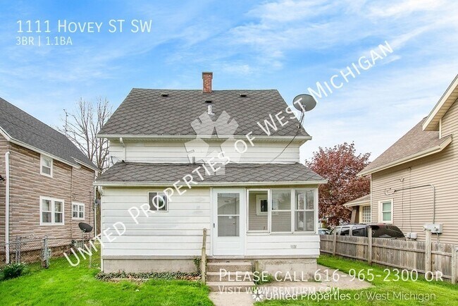 Building Photo - Available Now | 3 Bedroom 1.5 Bath Single ...