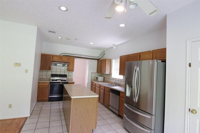 Building Photo - 1238 Manchester Cir