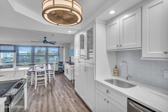 Building Photo - 480 Ocean Ave
