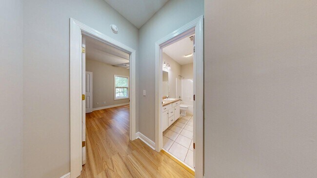 Building Photo - One Level 4 Bedroom Brick Home on N. Colle...